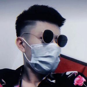 老头玩大几已谢精子
